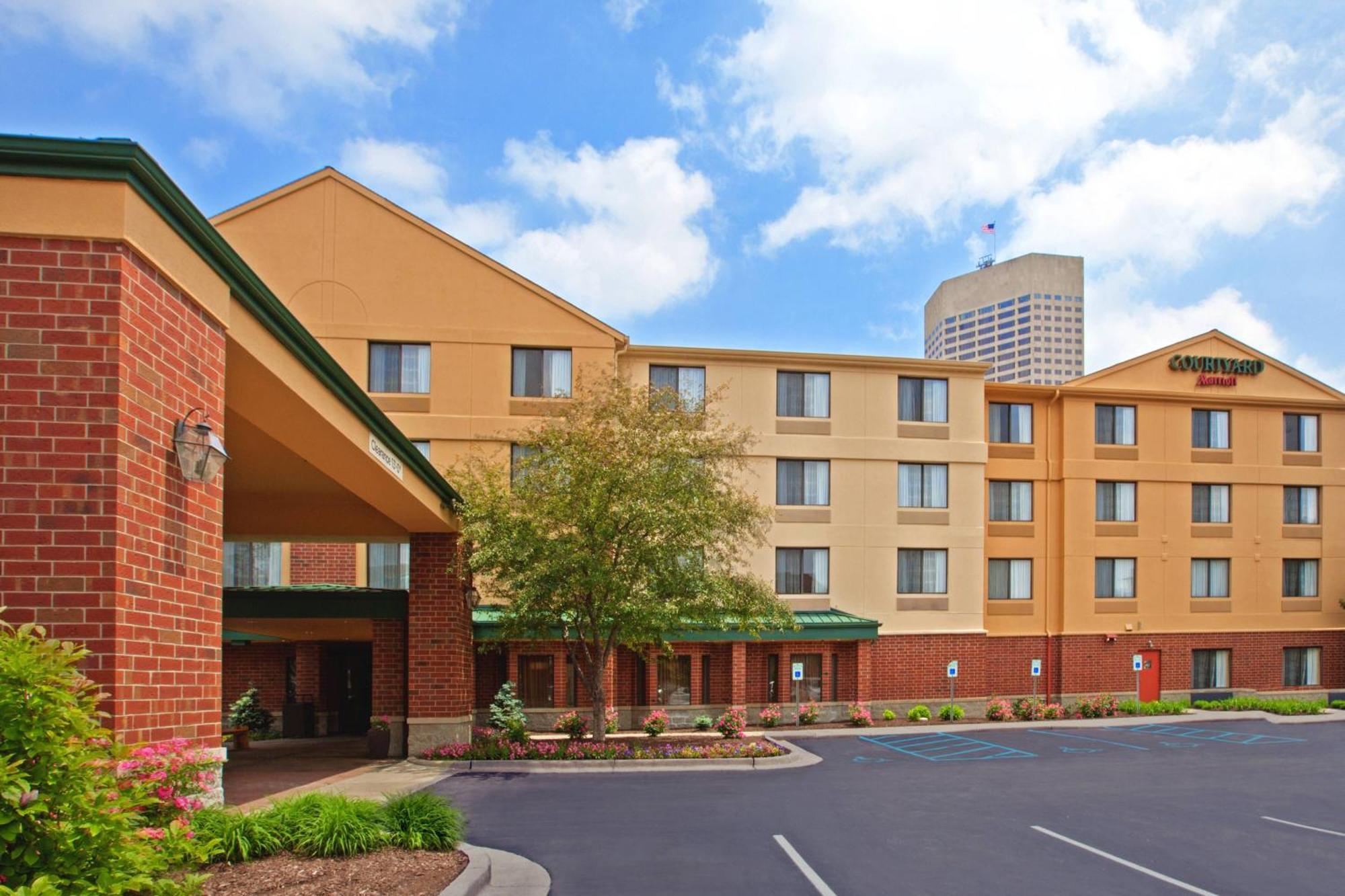 Hotel Courtyard Indianapolis At The Capitol Zewnętrze zdjęcie